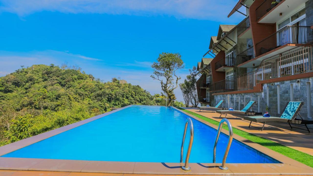 Shola Crown Resort - Munnar Chinnakanal Buitenkant foto
