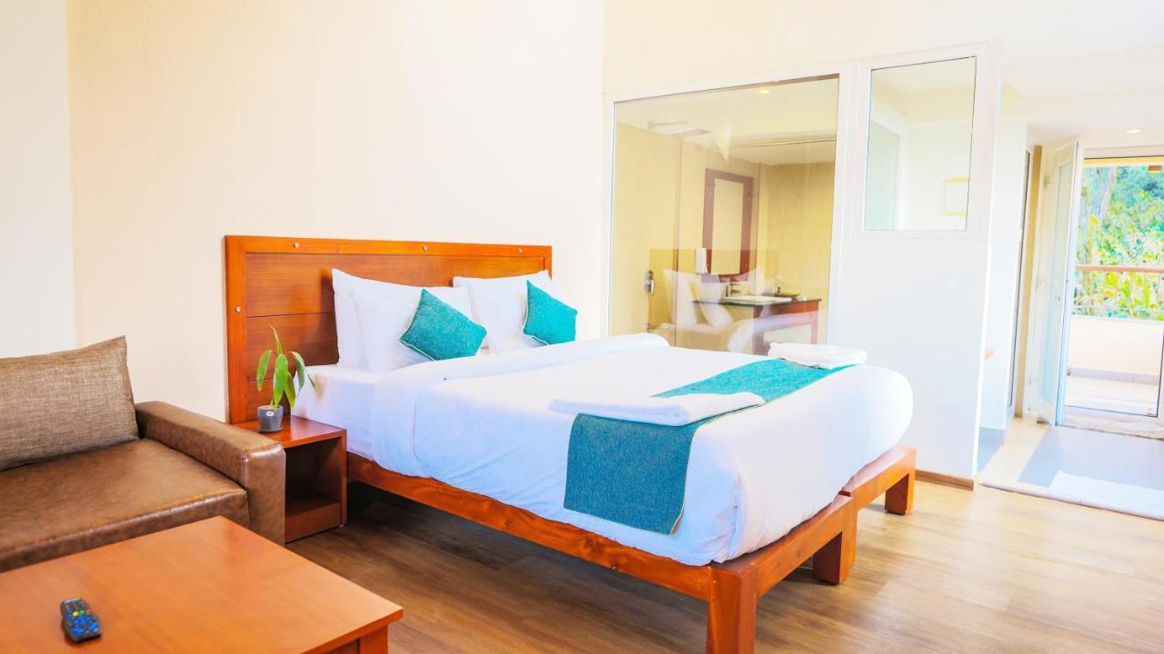 Shola Crown Resort - Munnar Chinnakanal Buitenkant foto
